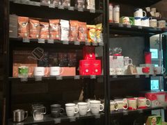 零售区-星巴克臻选(重庆大融城店)