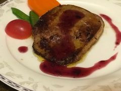 法式鹅肝配菠萝红酒汁-92°C俄式厨房(中央大街店)