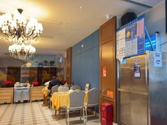 -鹏城人家海鲜酒家·23年老字号(较场尾店)