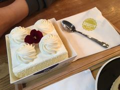 海盐牛奶蛋糕-FUTURE BAR(岭南天地店)