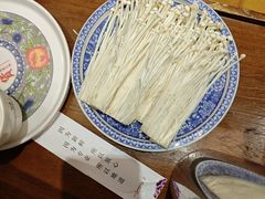 -沸炉重庆老火锅(军事博物馆店)