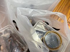 -狗撵鸭(泰山公寓店)