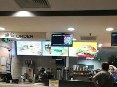 -麦当劳(东直门外大街店)