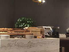-筠咖啡西餐厅(上海国展宝龙丽筠酒店)