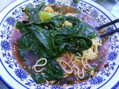 -渝之汇牛肉豌杂面