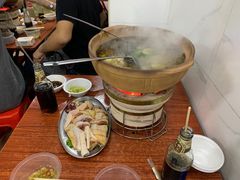 -威邵鸡煲(西华路总店)
