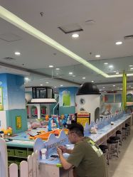 -孩子王童乐园(唐山万达广场店)