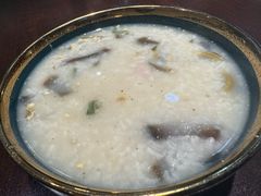 皮蛋瘦肉粥-粥全粥到海鲜家常菜·海肠捞饭(嫩江路店)