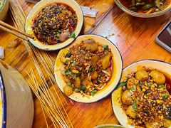 -拈签一笑黄牛肉辣卤串串