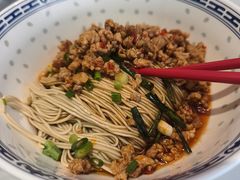 -鲁达面馆本帮风味(共康东路店)