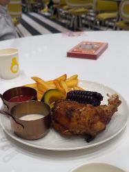 -奈尔宝家庭中心·亲子餐厅(鄞州万达店)