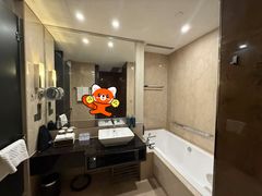 -广州天河希尔顿酒店