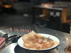 一条大鱿鱼-马路牙子地桌烤肉(工体店)