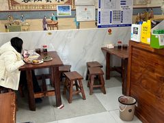 -宝瑞门钉肉饼店