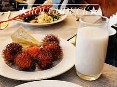 鲜榨椰汁-东方红海鲜百汇(国际大厦店)