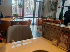 -红樱桃·欢乐餐厅(太原里店)