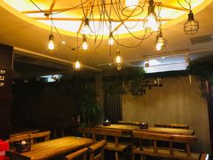 大堂-万记麻辣烫国展总店