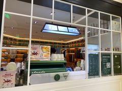 -Apple零售店(华贸购物中心店)