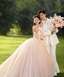 -玛奇朵婚纱摄影