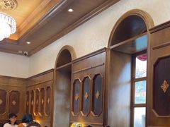 -秘密旅行Bonjour(黑金冠 江南西店)