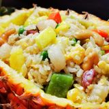 营养好吃的菠萝虾仁蛋炒饭