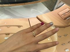 -Tiffany & Co.蒂芙尼
(杭州大厦店)