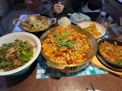 -川流不息·地道川菜·小龙虾(新松江路店)