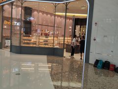 门面-面包新语(融创茂店)