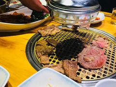 -唯成•韩国炭火烤肉 유성고기