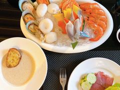 -圣丰索菲特·2 On 988 Café 自助餐厅