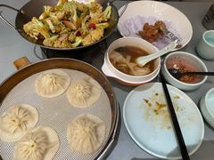 -梅利汴京烤鸭•开封豫菜地标店(东司门店)