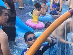 -宝安体育馆游泳馆