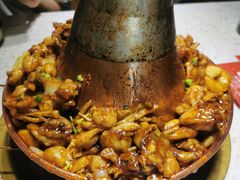 -老佛爷铜炉蛙锅(挂绿店)