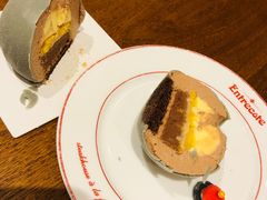 -Fridi Patisserie Cafe