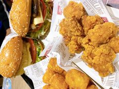 -The Habit Burger Grill 哈比特汉堡(爱琴海店)