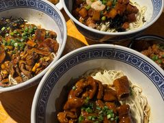 -沪西老弄堂面馆(定西路店)