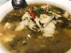 酸菜鱼片-老牌坊•鲁菜名店•地道济南菜(大观园商埠店)