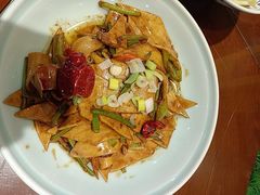 -那家老院子东北菜·饺子·小鸡炖蘑菇(艳华街店)