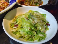 -瑞虹新天地月亮湾