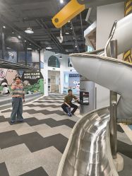 -MINI MARS 脚下的城市乐园·餐饮·派对(静安江宁店)