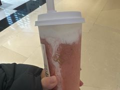 -喜茶(北京华贸购物中心店)