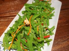 五彩花菇荷兰豆-云海肴·汽锅鸡·云南菜(美罗城店)