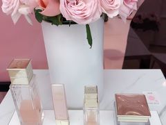 -Dior迪奥(上海世茂广场店)