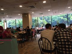 大堂-麦当劳(宝山大厦店)