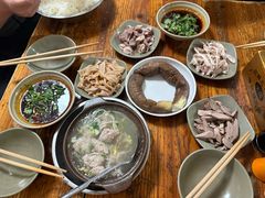 三鲜砂锅-汝萍传统蘸水菜(春华路总店)