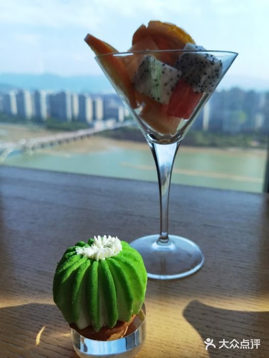 三迪希尔顿酒店·星空酒廊图片