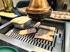 -臻牛烤肉
