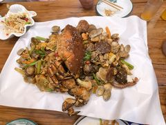 -东来菜馆•手抓海鲜家常菜•海鲜锅贴(鸽子窝店)