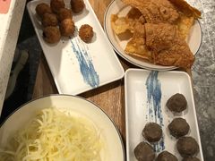 -三人行骨头王火锅(长寿店)