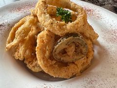 香炸鱿鱼配泰国酸辣汁-Lets burger非常汉堡·环球风味(蓝色港湾店)